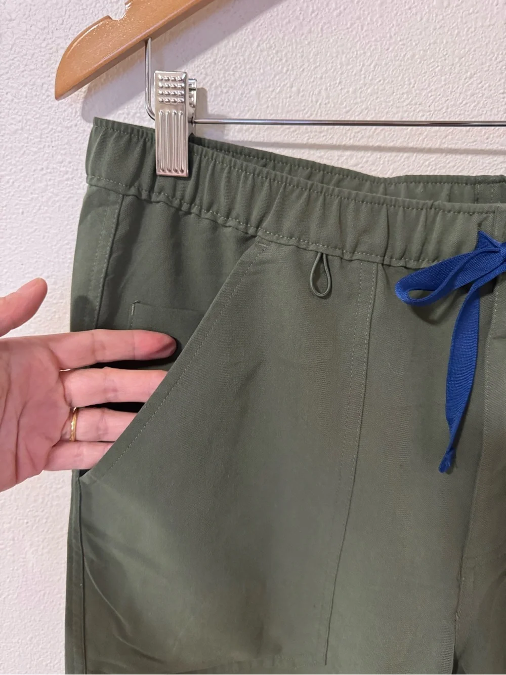 Figs Cairo Pants Olive Green Scrubs Button Zipper Fly Drawstring Medical-Medium